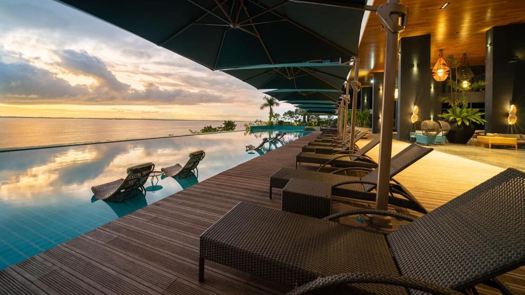 The Reef Island Resort Mactan, Cebu Île de Mactan Extérieur photo