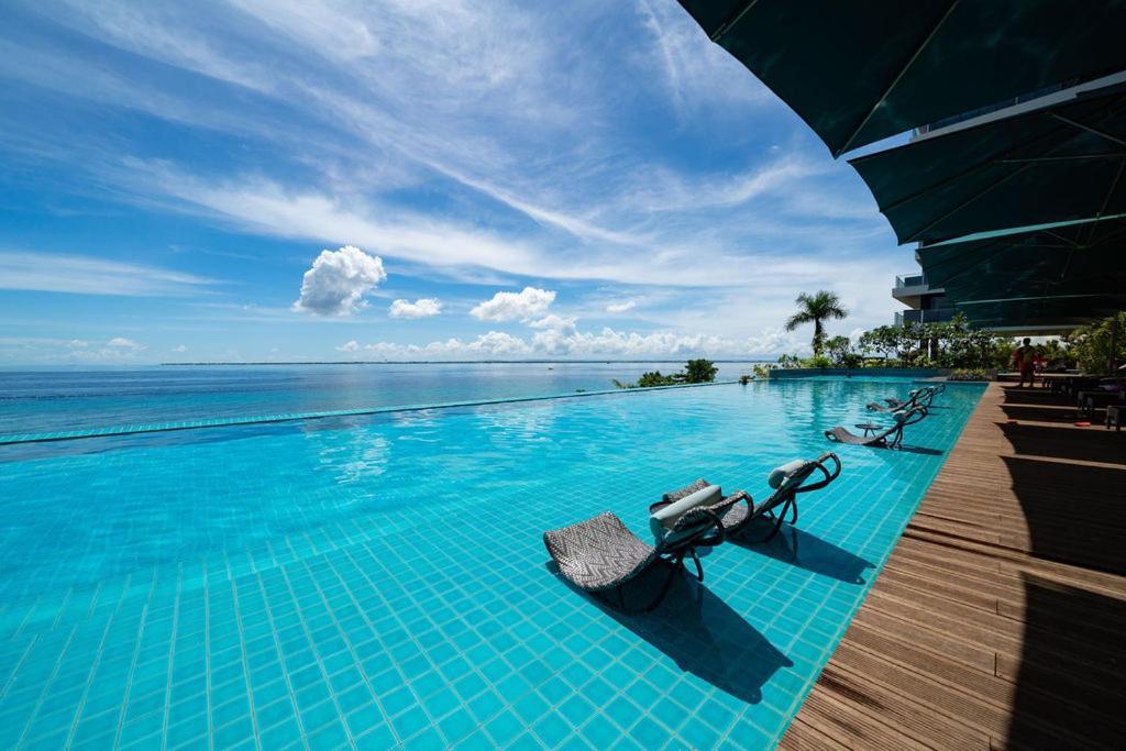 The Reef Island Resort Mactan, Cebu Île de Mactan Extérieur photo