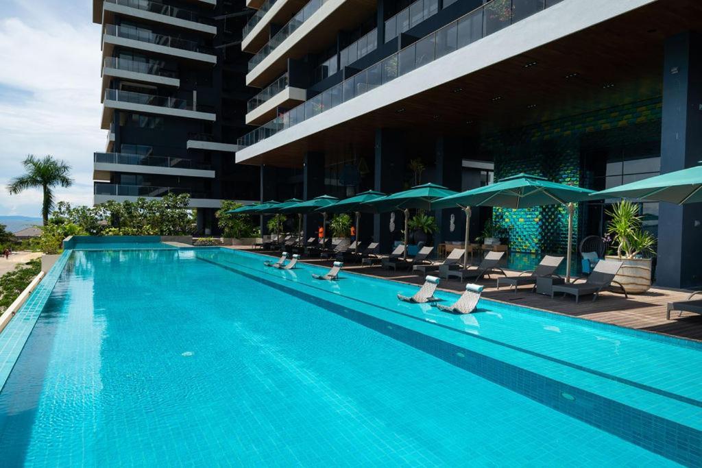 The Reef Island Resort Mactan, Cebu Île de Mactan Extérieur photo